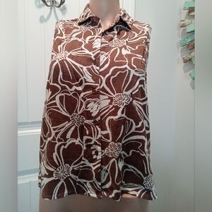C by One Size S Petite Brown Floral Sleeveless Button Down Collard Top